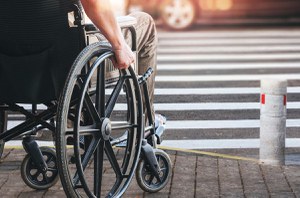 Projetos buscam aumentar direito à mobilidade de pessoas com deficiência