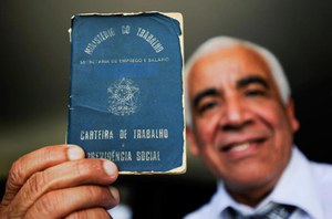 CLT chega aos 80 anos com direitos do trabalhador sob disputa
