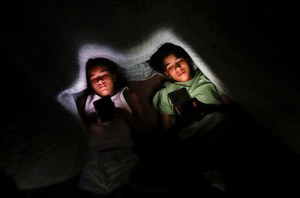 Mundo digital esconde perigos para as crianças; saiba como protegê-las