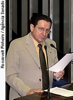 Mozarildo registra 30 anos da Rede Amazônica de Televisão