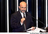 Ricardo Santos apela ao Banco Central por cafeicultores de seu estado