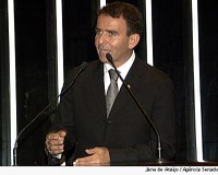 Eduardo pede liberação de recursos para eclusa no Rio Tocantins