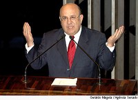 Suassuna defende presídios federais para combater a violência