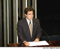 Crescimento econômico na era JK atingiu 7,8% ao ano, diz Valmir Amaral