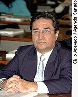 Waldeck sugere leis mais rígidas contra trabalho escravo