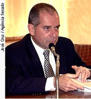 Escolha do sistema digital para TV tem que ser cuidadosa, adverte Antonio Carlos Júnior