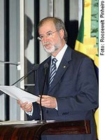 Eduardo Azeredo diz que desenvolvimento é uma exigência real da nação