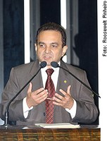 Duciomar elogia governo pelo aumento do repasse para merenda escolar