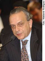 Sérgio Guerra também quer Meirelles e Casseb prestando esclarecimentos à CAE