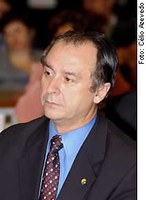 Zambiasi quer incluir acesso ao Uruguai à malha rodoviária federal