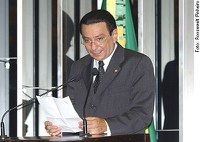 Papaléo pede ao governo que repense arrendamento da Rede Ferroviária Federal