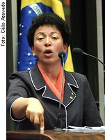 Popularidade de Lula subiu, registra Ideli