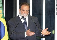 Osmar Dias quer garantir votação da Lei de Biossegurança no final do mês