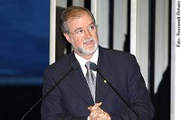 Azeredo alerta para redução da receita de estados e municípios