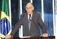 Marco Maciel elogia programa do sorgo granífero