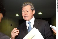 Arthur Virgilio propõe subvenção para gasolina adquirida por embarcações pesqueiras