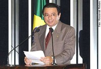 Governo deve insistir no combate à malária, recomenda Papaléo