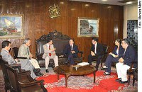 Sarney recebe presidente do Sindilegis