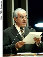 Fernando Bezerra destaca compreensão de Vargas sobre contexto histórico