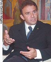 Eduardo propõe novo prazo para suspensão condicional do processo