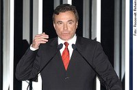 Alvaro Dias quer que Senado antecipe discussão da reforma trabalhista