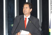 Maguito presta solidariedade a palestinos em razão da doença de Arafat