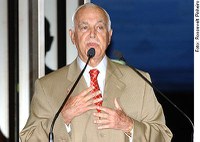 Antonio Carlos diz que ministro da Saúde fez afirmações falsas em nota