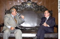 Sarney recebe presidente da TV Cultura de São Paulo