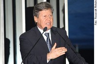 Arthur Virgílio elogia esforço fiscal do governador Aécio Neves