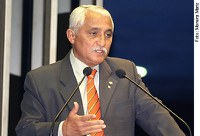 Augusto Botelho apóia autonomia de universidades federais