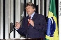 População está insatisfeita com a saúde, afirma Pavan