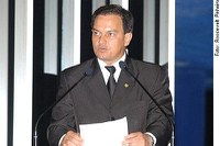 Aelton comemora investimento nas rodovias de Minas