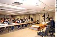 CCJ deve concluir votação de projeto das PPPs