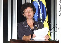 Ideli lembra a Novembrada, ato de protesto contra o regime militar