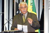 Augusto Botelho defende aposentadoria para donas-de-casa