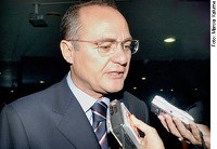 Renan quer restaurar unidade do PMDB