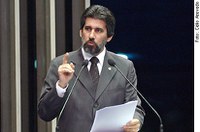 Raupp defende melhoria salarial para empregados de lotéricas