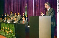 Renan participa da posse de Hélio Costa no Ministério das Comunicações