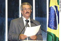 Tuma quer pressa no exame de aumento para militares