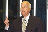 ACM classifica governo Lula como "estado policial"