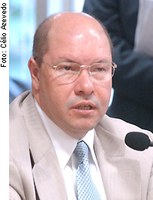 Demostenes quer prisão de segurança máxima para líderes de organizações criminosas