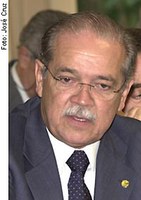 Projeto exige curso ou serviço voluntário de quem recebe seguro-desemprego