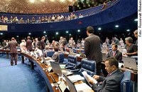 Sem votação da LDO, Senado continua trabalhando no recesso