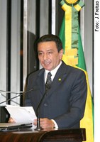 Papaléo diz que sociedade não acredita em investigações sobre corrupção