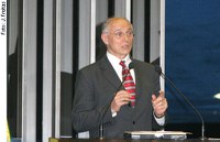 Suplicy defende divulgação pela Internet de contribuições eleitorais