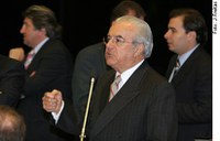 Fernando Bezerra defende acordo para direção da CPI do Mensalão