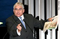 Efraim acusa Lula de saber o que acontecia no PT