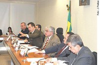 Pais deixam de alimentar filhos para investir no jogo, diz procurador da República