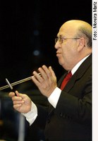 Suassuna protesta contra forma de prisão de Cícero Lucena