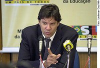 Ministro da Educação falará sobre greve de professores universitários